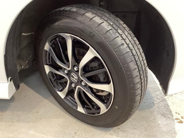 Ｎ－ＢＯＸカスタム Ｇ・Ｌホンダセンシング　光触媒抗菌消臭施工済　ナビ　シートヒーター　ＥＴＣ　エアコン　衝突被害軽減装置　シ－トヒ－タ－　ＶＳＡ　パワーウィンドウ　エアバック　ベンチシート　４ＷＤ車　キーフリー　地デジ　サイドエアバック（23枚目）