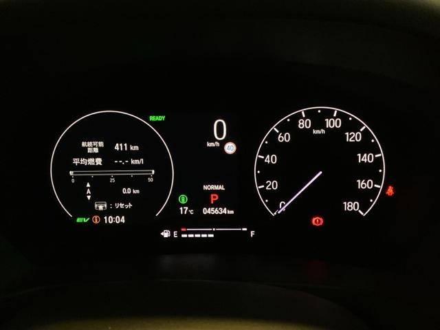 ヴェゼル ｅ：ＨＥＶＺ　光触媒抗菌消臭施工済　障害物センサー　ナビ　シートヒーター　ＥＴＣ　盗難防止装置　Ｒカメラ　フルセグテレビ　スマ－トキ－　アクティブクルーズ　Ｐセンサー　サイドエアバッグ　フルオートエアコン　４ＷＤ車（12枚目）