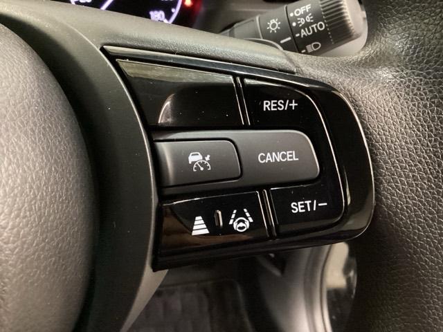 ヴェゼル e:HEVX 光触媒抗菌消臭施工済 ドラレコ前後 障害物センサー ナビ シートヒーター ETC ソナー Rカメラ クルコン エアコン シ-トヒ-タ- スマキー VSA LEDライト DVD エアバッグ ABS(14枚目)