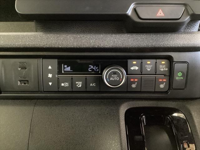 N-BOXカスタム ターボコーディネートスタイル 中古スタッドレスタイヤ、純正メモリーナビ、ドライブレコーダー前後装着+ETC付 当社デモカー サイドエアバッグ LEDライト 前席シートヒーター フルセグTV スマキー DVD VSA ベンチシート(12枚目)