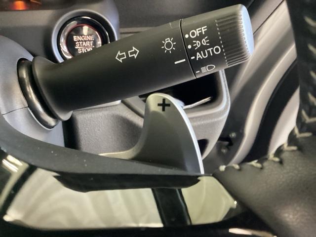 N-BOXカスタム ターボコーディネートスタイル 中古スタッドレスタイヤ、純正メモリーナビ、ドライブレコーダー前後装着+ETC付 当社デモカー サイドエアバッグ LEDライト 前席シートヒーター フルセグTV スマキー DVD VSA ベンチシート(16枚目)