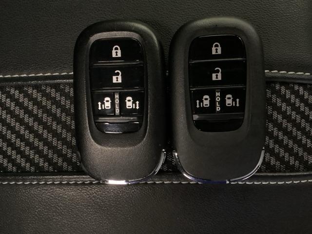 N-BOXカスタム ターボコーディネートスタイル 中古スタッドレスタイヤ、純正メモリーナビ、ドライブレコーダー前後装着+ETC付 当社デモカー サイドエアバッグ LEDライト 前席シートヒーター フルセグTV スマキー DVD VSA ベンチシート(17枚目)