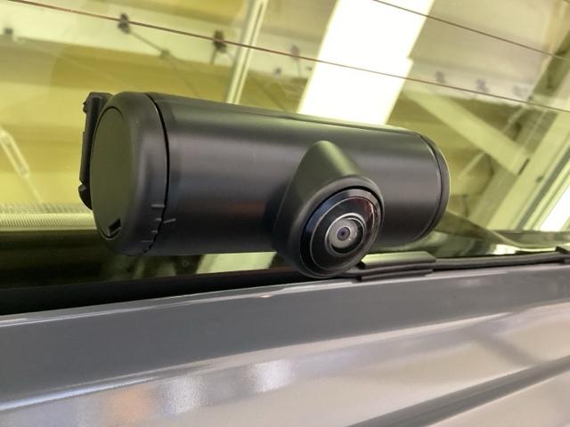 N-BOXカスタム ターボコーディネートスタイル 中古スタッドレスタイヤ、純正メモリーナビ、ドライブレコーダー前後装着+ETC付 当社デモカー サイドエアバッグ LEDライト 前席シートヒーター フルセグTV スマキー DVD VSA ベンチシート(22枚目)