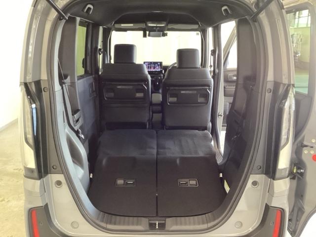 N-BOXカスタム ターボコーディネートスタイル 中古スタッドレスタイヤ、純正メモリーナビ、ドライブレコーダー前後装着+ETC付 当社デモカー サイドエアバッグ LEDライト 前席シートヒーター フルセグTV スマキー DVD VSA ベンチシート(29枚目)