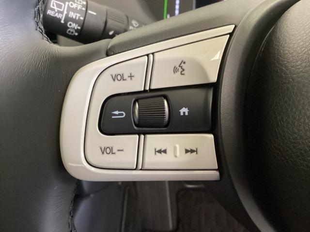 フィット e:HEVホーム 中古スタッドレスタイヤ、純正ナビディスプレー、ドライブレコーダー前後装着+ETC付 当社デモカー リヤカメラ VSA サイドカーテンエアバック 前後ソナー スマートキ ECONモード 踏み間違い防止(15枚目)