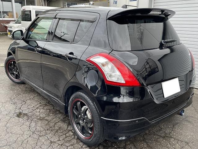 スイフト ＲＳ　社外ナビ・ＴＶ・Ｂカメラ　ＥＴＣ　社外マフラー　社外ＡＷ　プッシュスタート　スマートキー　フロントフォグランプ　ＡＢＳ（6枚目）