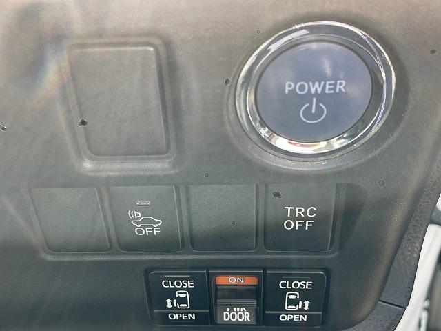 エスクァイア ハイブリッドＧｉ　社外ナビ・Ｂカメラ　フリップダウンモニター　社外ＡＷ　両側パワースライドドア　シートヒーター　ＥＴＣ　モデリスタエアロ　全方位センサー（17枚目）