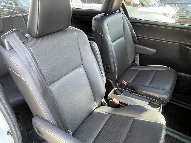 エスクァイア ハイブリッドＧｉ　社外ナビ・Ｂカメラ　フリップダウンモニター　社外ＡＷ　両側パワースライドドア　シートヒーター　ＥＴＣ　モデリスタエアロ　全方位センサー（22枚目）