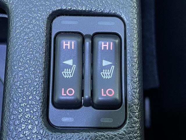 レヴォーグ ２．０ＳＴＩスポーツアイサイト　アイサイト　純正ナビ・Ｂカメラ　スマートビューミラー　シートヒーター　パワーシート　ＥＴＣ　ＳＴＩフロント・サイド・リアスポイラー　ＳＴＩパフォーマンスマフラー　４ＷＤ（14枚目）