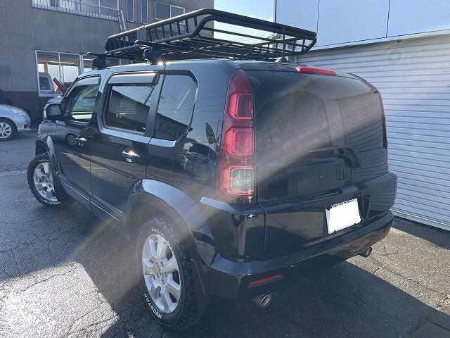 クロスロード ＨＤＤナビエディション　社外ナビ・Ｂカメラ　ルーフキャリア　ＭＴタイヤ　４ＷＤ　７人乗り　純正ＡＷ　ＡＢＳ　横滑り防止装置　盗難防止装置（6枚目）