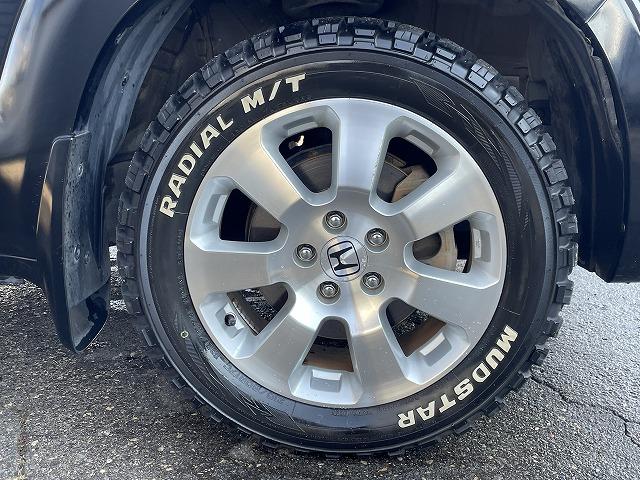 クロスロード ＨＤＤナビエディション　社外ナビ・Ｂカメラ　ルーフキャリア　ＭＴタイヤ　４ＷＤ　７人乗り　純正ＡＷ　ＡＢＳ　横滑り防止装置　盗難防止装置（8枚目）