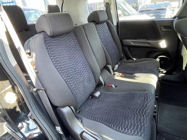 クロスロード ＨＤＤナビエディション　社外ナビ・Ｂカメラ　ルーフキャリア　ＭＴタイヤ　４ＷＤ　７人乗り　純正ＡＷ　ＡＢＳ　横滑り防止装置　盗難防止装置（16枚目）