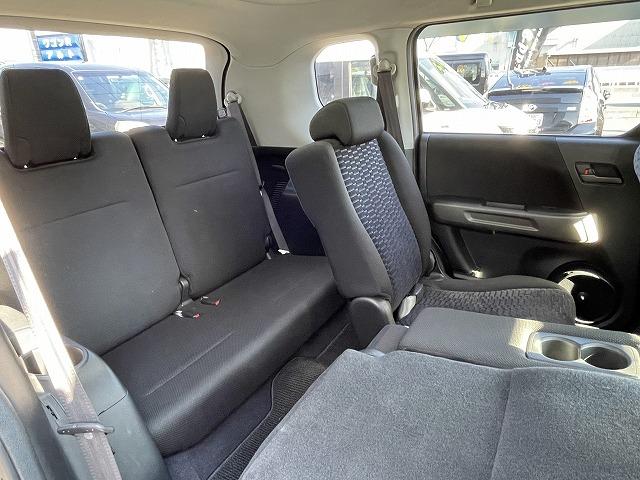 クロスロード ＨＤＤナビエディション　社外ナビ・Ｂカメラ　ルーフキャリア　ＭＴタイヤ　４ＷＤ　７人乗り　純正ＡＷ　ＡＢＳ　横滑り防止装置　盗難防止装置（18枚目）