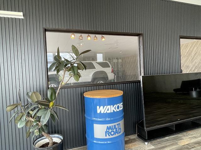 クロスロード ＨＤＤナビエディション　社外ナビ・Ｂカメラ　ルーフキャリア　ＭＴタイヤ　４ＷＤ　７人乗り　純正ＡＷ　ＡＢＳ　横滑り防止装置　盗難防止装置（27枚目）