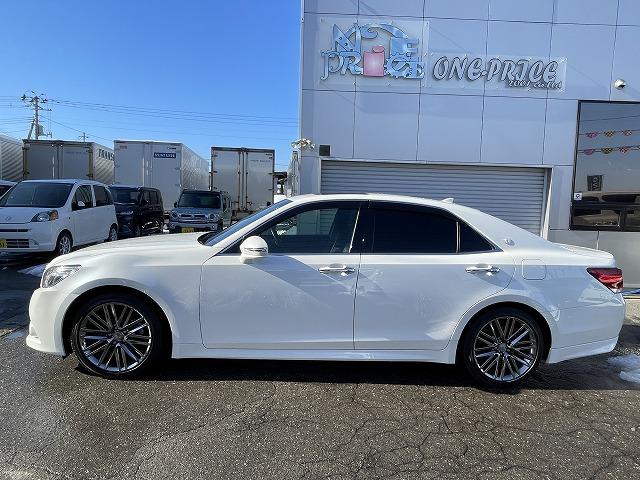 クラウン アスリートＳ　純正ナビ・ＴＶ・Ｂカメラ　パワーシート　ＥＴＣ　純正ＡＷ　サンルーフ　クルーズコントロール　ＡＢＳ　スマートキー　ＭＴモード付（7枚目）