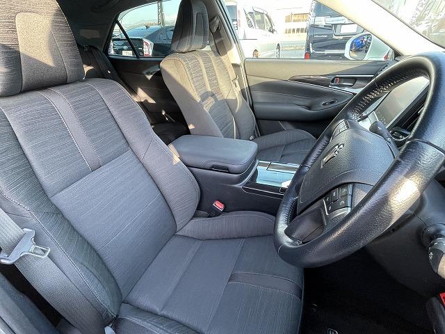 クラウン アスリートＳ　純正ナビ・ＴＶ・Ｂカメラ　パワーシート　ＥＴＣ　純正ＡＷ　サンルーフ　クルーズコントロール　ＡＢＳ　スマートキー　ＭＴモード付（20枚目）