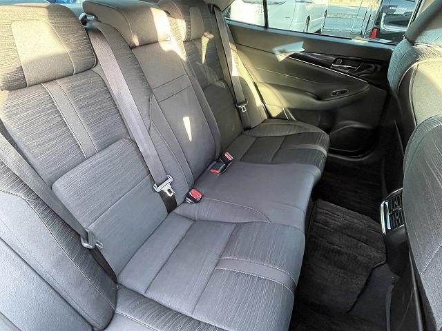 クラウン アスリートＳ　純正ナビ・ＴＶ・Ｂカメラ　パワーシート　ＥＴＣ　純正ＡＷ　サンルーフ　クルーズコントロール　ＡＢＳ　スマートキー　ＭＴモード付（21枚目）