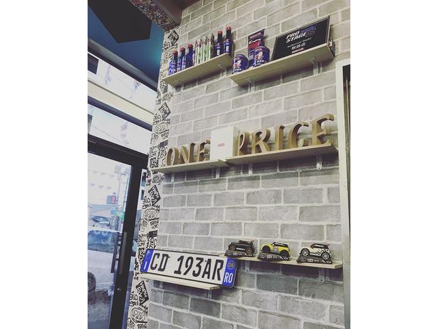 クラウン アスリートＳ　純正ナビ・ＴＶ・Ｂカメラ　パワーシート　ＥＴＣ　純正ＡＷ　サンルーフ　クルーズコントロール　ＡＢＳ　スマートキー　ＭＴモード付（29枚目）