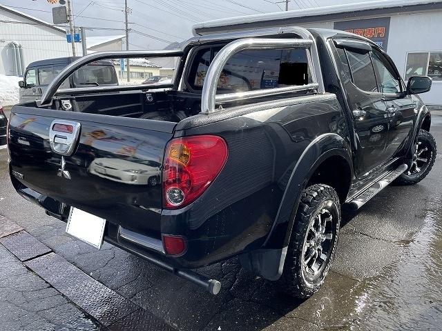 トライトン ベースグレード 社外ナビ・TV・Bカメラ 社外AW 4WD ETC ドラレコ クルーズコントロール フェンダーミラー キーレス(4枚目)