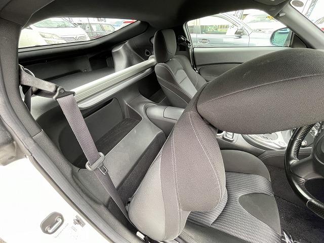フェアレディＺ ベースグレード　純正ナビ・ＴＶ・Ｂカメラ　純正ＡＷ　社外マフラー　ＥＴＣ　スマートキー　キーレス　ＨＩＤ　盗難防止システム　衝突安全ボディ（18枚目）
