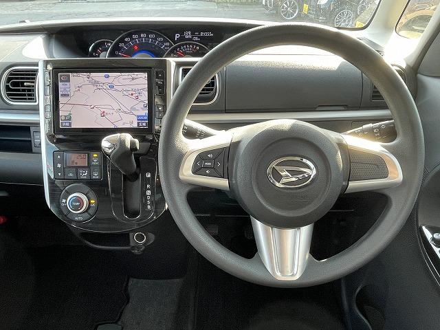 タント カスタムＸ　トップエディションＳＡ　純正ナビ・ＴＶ・Ｂカメラ　左側パワースライドドア　フリップダウンモニター　プッシュスタート　スマートキー　シートヒーター　４ＷＤ　アイドリングストップ　レーンキープアシスト（10枚目）