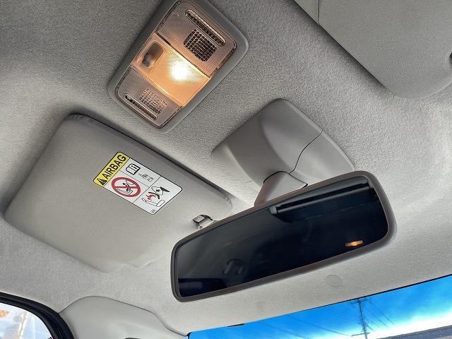 タント カスタムＸ　トップエディションＳＡ　純正ナビ・ＴＶ・Ｂカメラ　左側パワースライドドア　フリップダウンモニター　プッシュスタート　スマートキー　シートヒーター　４ＷＤ　アイドリングストップ　レーンキープアシスト（13枚目）