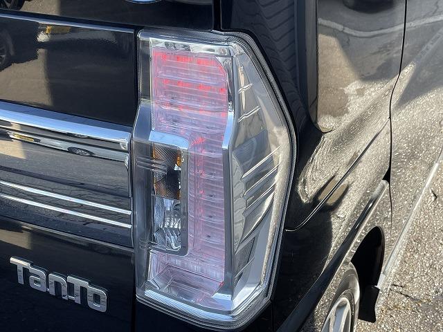 タント カスタムX トップエディションSA 純正ナビ・TV・Bカメラ 左側パワースライドドア フリップダウンモニター プッシュスタート スマートキー シートヒーター 4WD アイドリングストップ レーンキープアシスト(26枚目)