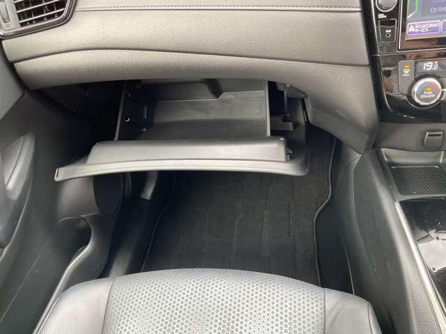 エクストレイル 2.0 20Xi 2列車 4WD 9インチ純正ナビ プロパイ ETC(21枚目)