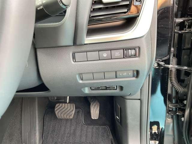 エクストレイル １．５　Ｘ　ｅ－４ＯＲＣＥ　４ＷＤ　９インチ純正ナビ　プロパイ　ＥＴＣ（5枚目）