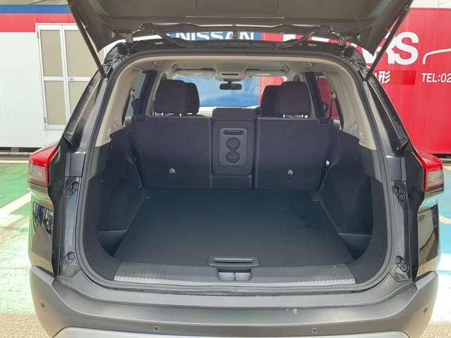 エクストレイル １．５　Ｘ　ｅ－４ＯＲＣＥ　４ＷＤ　９インチ純正ナビ　プロパイ　ＥＴＣ（12枚目）