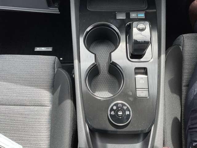 エクストレイル １．５　Ｘ　ｅ－４ＯＲＣＥ　４ＷＤ　９インチ純正ナビ　プロパイ　ＥＴＣ（24枚目）