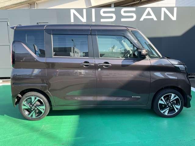 ルークス ６６０　ハイウェイスターＧターボ　プロパイロット　エディション　４ＷＤ　純正ディスプレイオーディオ　電動スライド（8枚目）