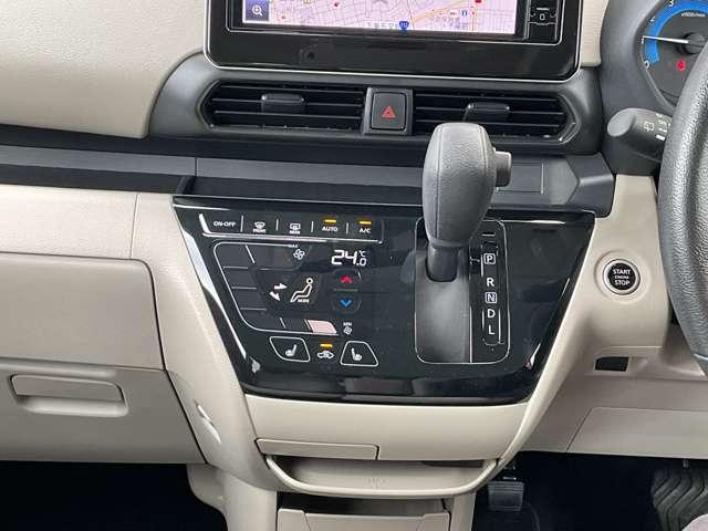 ルークス ６６０　Ｘ　９インチ純正ナビ　片側電動スライドドア（19枚目）
