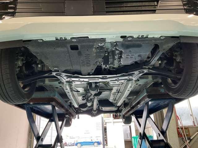 デイズ ６６０　ハイウェイスターＸ　４ＷＤ　９インチ純正ナビ　アラウンドビューＭ（6枚目）