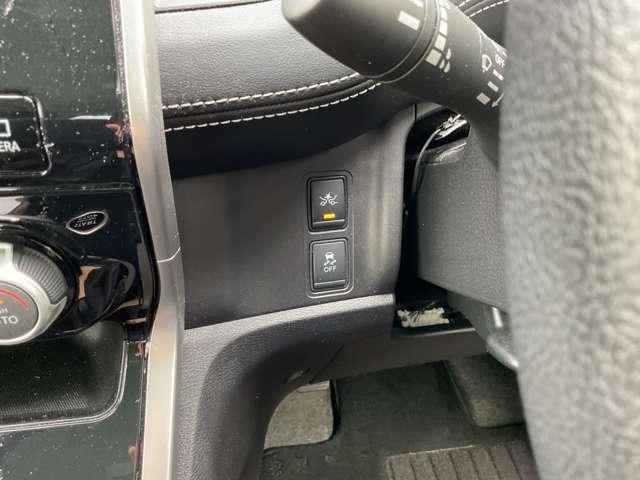 セレナ 2.0 ハイウェイスター Vセレクション 4WD 7インチ純正ナビ クルーズコントロール(9枚目)