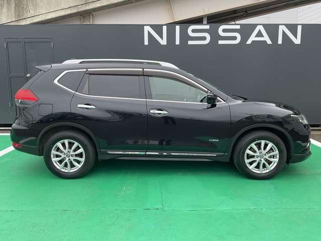 エクストレイル ２．０　２０Ｘ　ハイブリッド　４ＷＤ　９インチ純正ナビ　プロパイ　ドラレコ（11枚目）