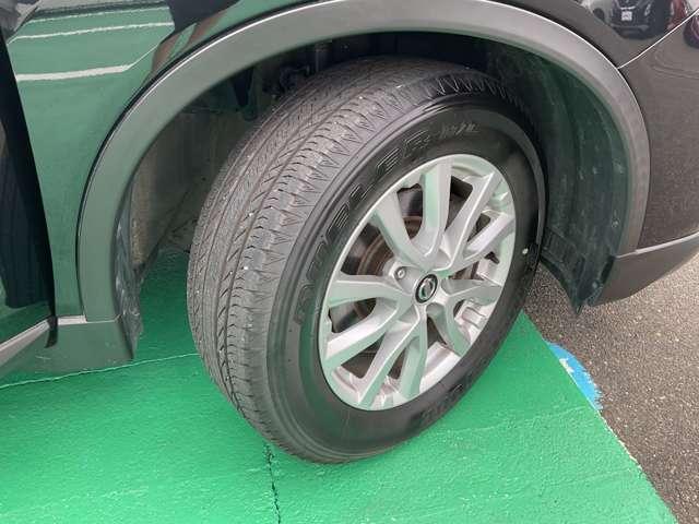 エクストレイル ２．０　２０Ｘ　ハイブリッド　４ＷＤ　９インチ純正ナビ　プロパイ　ドラレコ（14枚目）