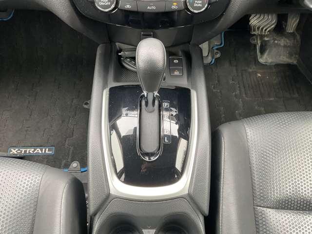 エクストレイル ２．０　２０Ｘ　ハイブリッド　４ＷＤ　９インチ純正ナビ　プロパイ　ドラレコ（19枚目）