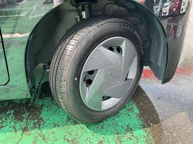 ルークス ６６０　Ｘ　４ＷＤ　９インチ純正ナビ　片側電動スライドドア（7枚目）