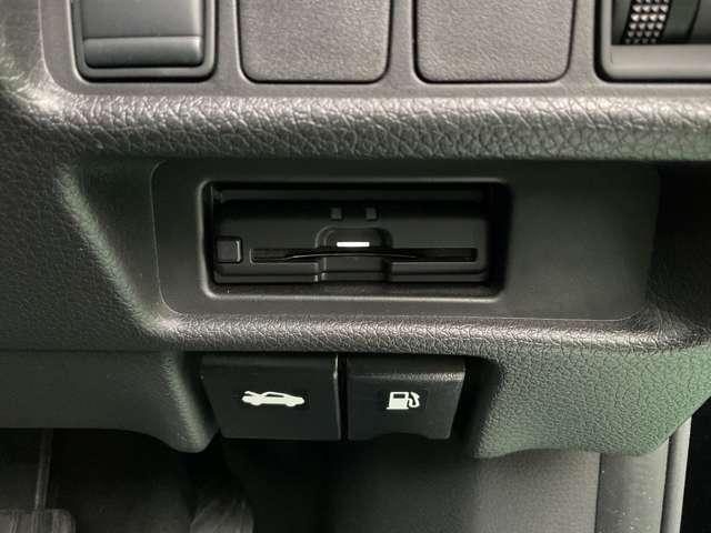 エクストレイル ２．０　２０Ｘｉ　ハイブリッド　４ＷＤ　９インチ純正ナビ　プロパイ　ドラレコ（6枚目）