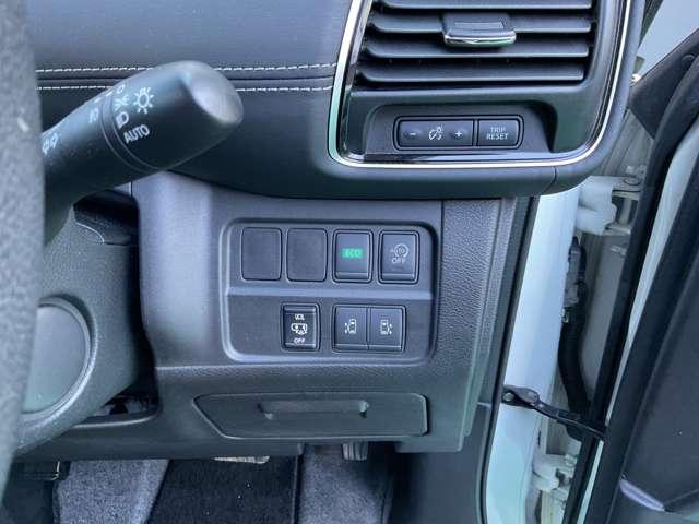 両側電動スライドドアは運転席からも開閉可能（＾＾）／ＥＣＯスイッチもこちら