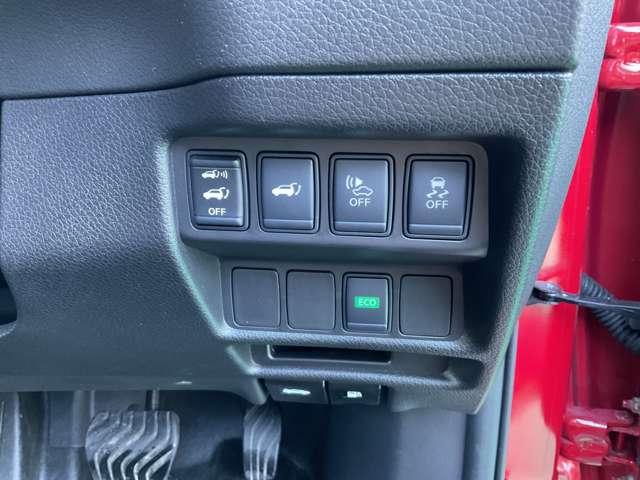 エクストレイル ２．０　２０Ｘ　ハイブリッド　エマージェンシーブレーキパッケージ　７インチ純正ナビ　シートヒーター　ＵＳＢ（3枚目）