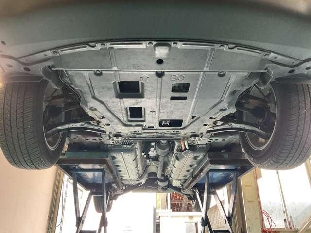 エクストレイル ２．０　２０Ｘ　ハイブリッド　エマージェンシーブレーキパッケージ　７インチ純正ナビ　シートヒーター　ＵＳＢ（4枚目）