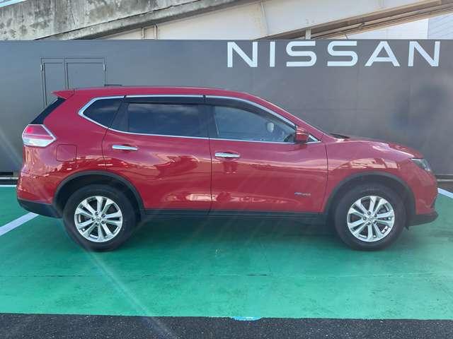 エクストレイル ２．０　２０Ｘ　ハイブリッド　エマージェンシーブレーキパッケージ　７インチ純正ナビ　シートヒーター　ＵＳＢ（10枚目）