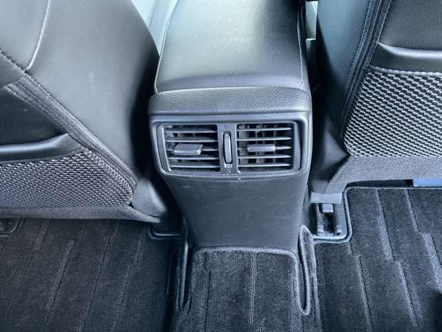 エクストレイル ２．０　２０Ｘ　ハイブリッド　エマージェンシーブレーキパッケージ　７インチ純正ナビ　シートヒーター　ＵＳＢ（16枚目）