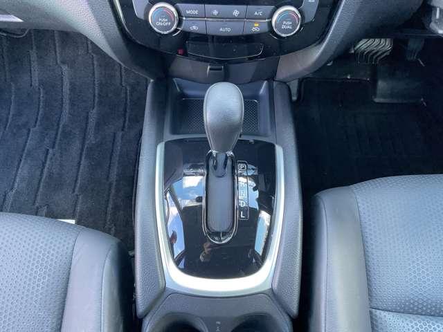 エクストレイル ２．０　２０Ｘ　ハイブリッド　エマージェンシーブレーキパッケージ　７インチ純正ナビ　シートヒーター　ＵＳＢ（19枚目）