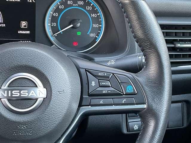 リーフ ｅ＋　Ｘ　９インチ純正ナビ　プロパイ　ＥＴＣ（6枚目）