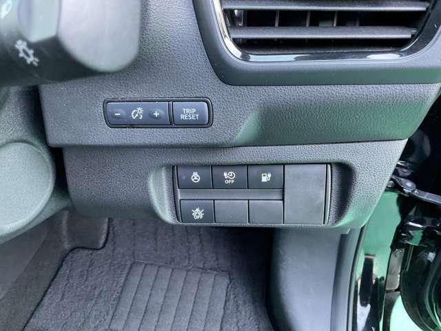 リーフ ｅ＋　Ｘ　９インチ純正ナビ　プロパイ　ＥＴＣ（9枚目）