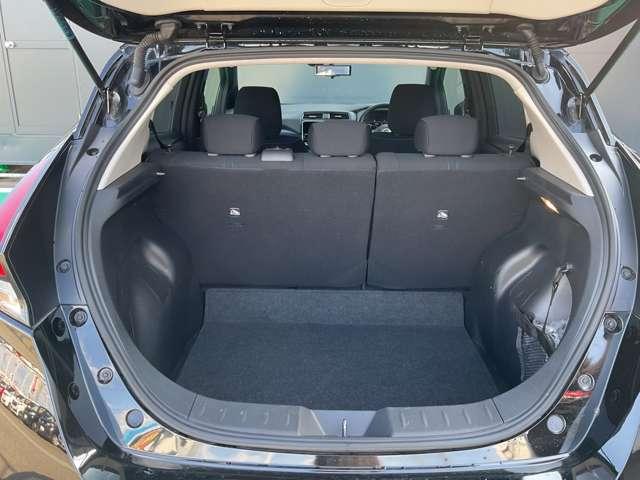 リーフ ｅ＋　Ｘ　９インチ純正ナビ　プロパイ　ＥＴＣ（16枚目）