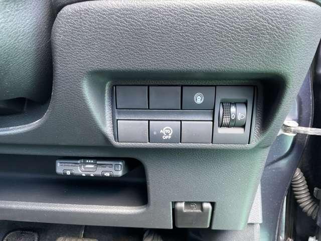 デイズ ６６０　ハイウェイスターＸ　４ＷＤ　７インチ純正ナビ　ドラレコ　ＥＴＣ（6枚目）